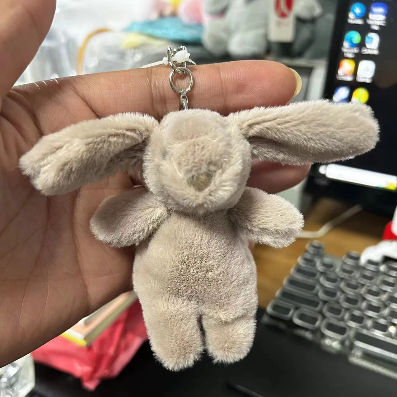 Мягкая игрушка-брелок в виде м – обзор и цена Phone Accessories Cute